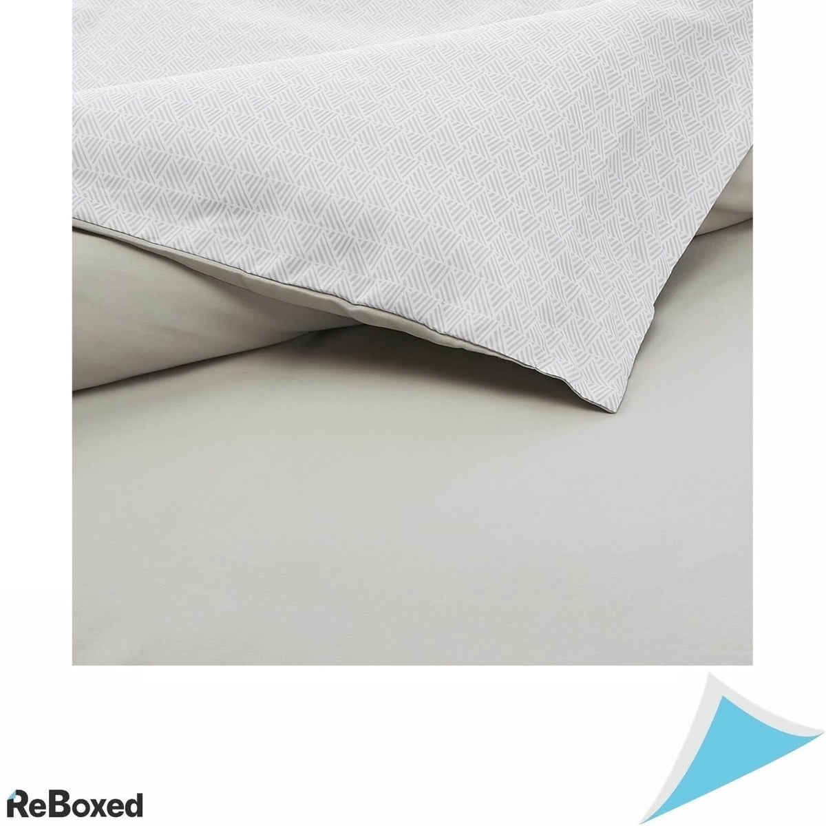 AmazonBasics Set Lenjerie de Pat Pilota 168 x 229 Husa Perna 51 x 66 Gri