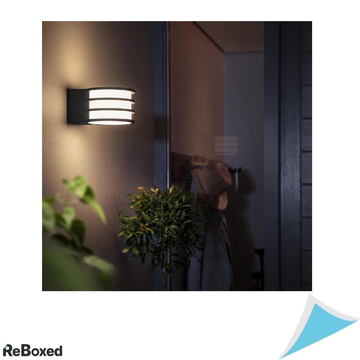 Aplica LED smart pentru exterior Philips Hue Lucca