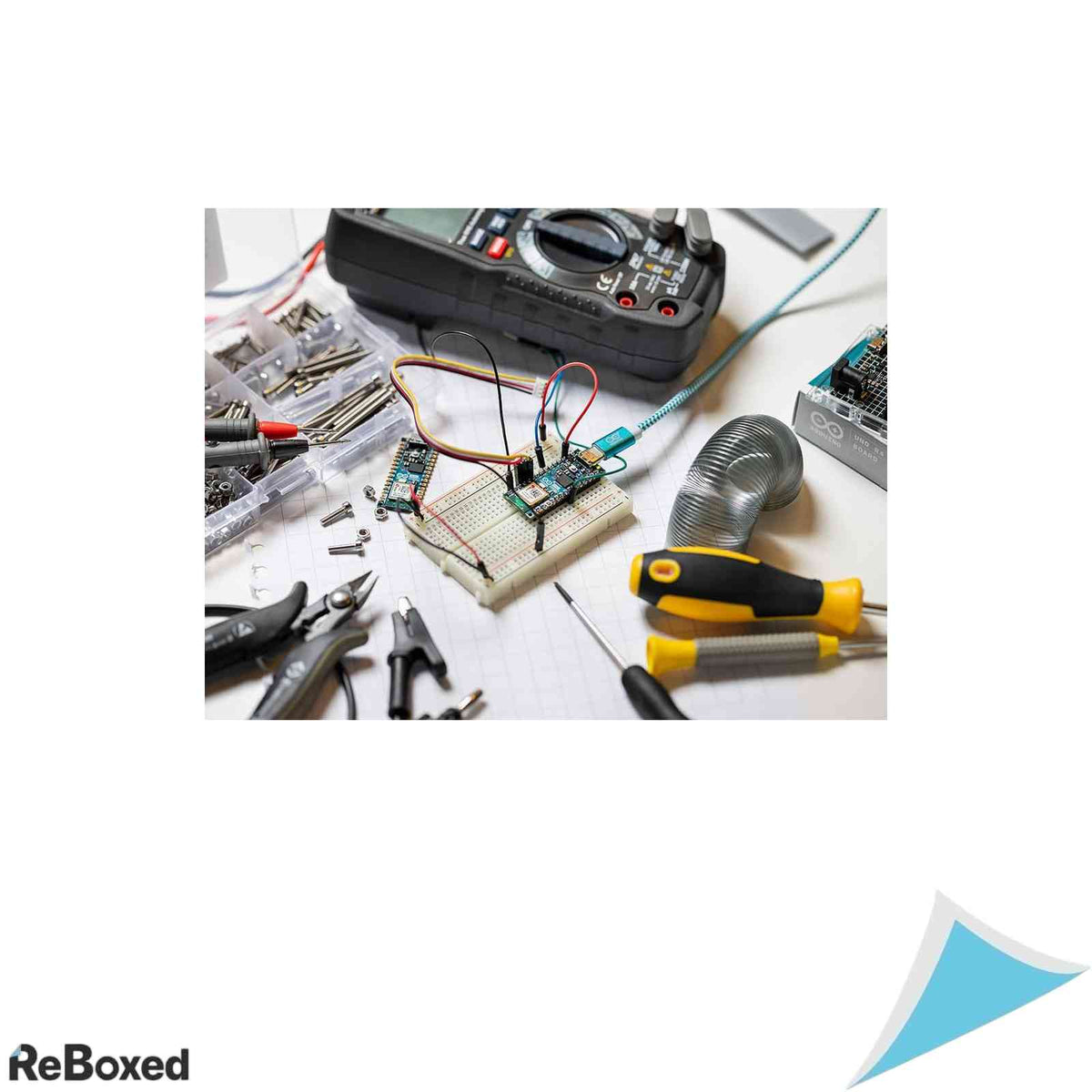 Arduino Nano ESP32 fara pini [ABX00092], ESP32-S3, USB-C, Wi-Fi, Bluetooth 5.0, suport HID, compatibila MicroPython