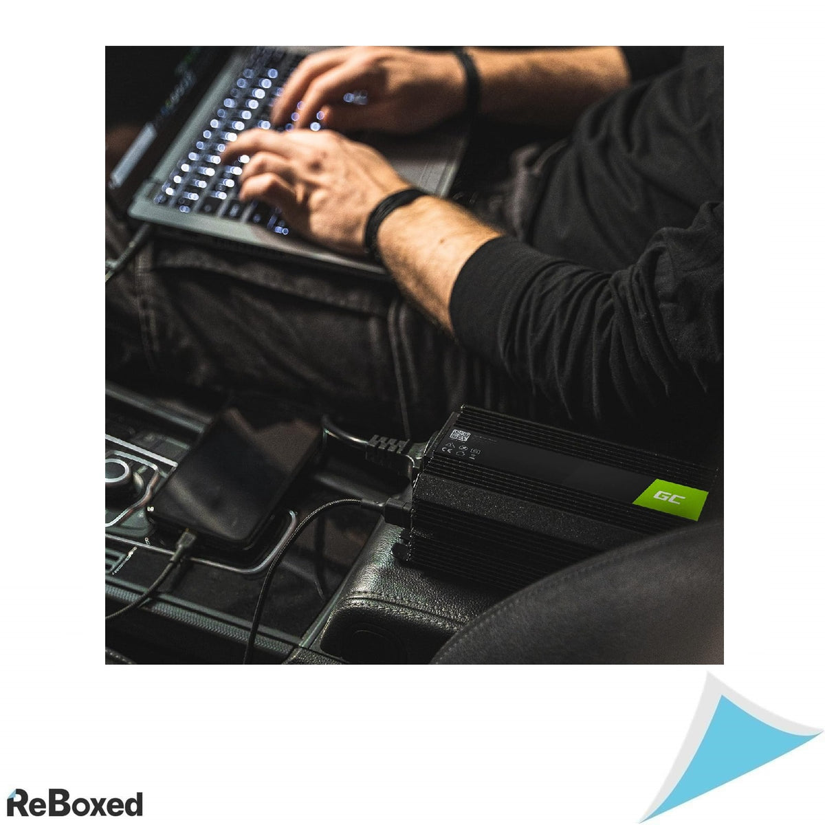 Invertor de tensiune Green Cell 300W/600W, 24V la 230V