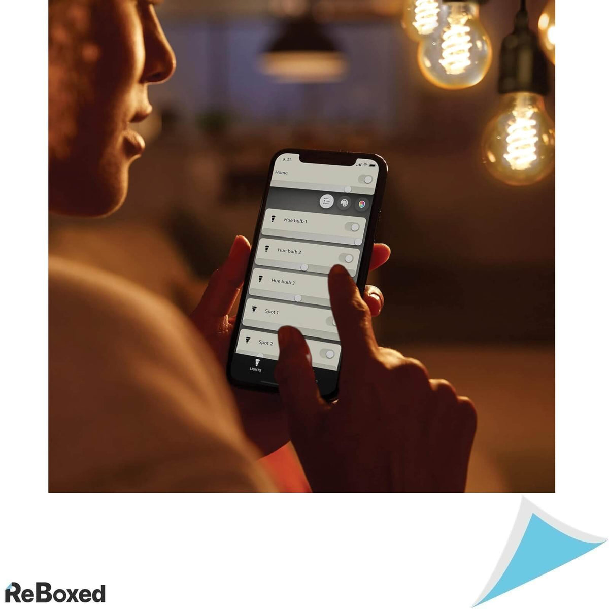 Philips Hue Filament Bec LED Inteligent 550lm 7W 2200-4500K