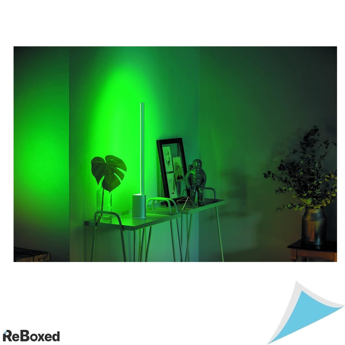 Lampa smart Philips Hue Signe LED cu Bluetooth, lumina alba si color, compatibila Alexa, Google si Apple HomeKit