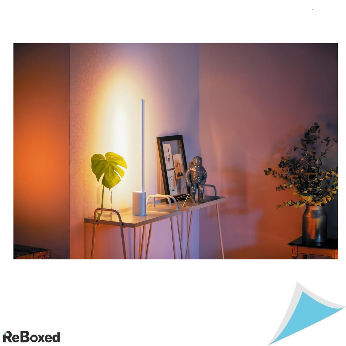 Lampa smart Philips Hue Signe LED cu Bluetooth, lumina alba si color, compatibila Alexa, Google si Apple HomeKit