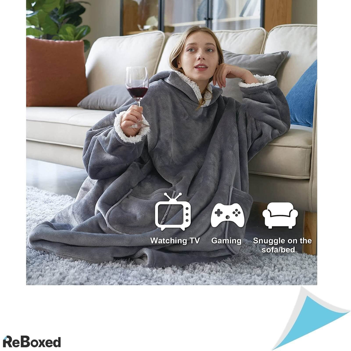 Patura Sherpa Fleece cu Gluga si Maneci largi 95x85 cm